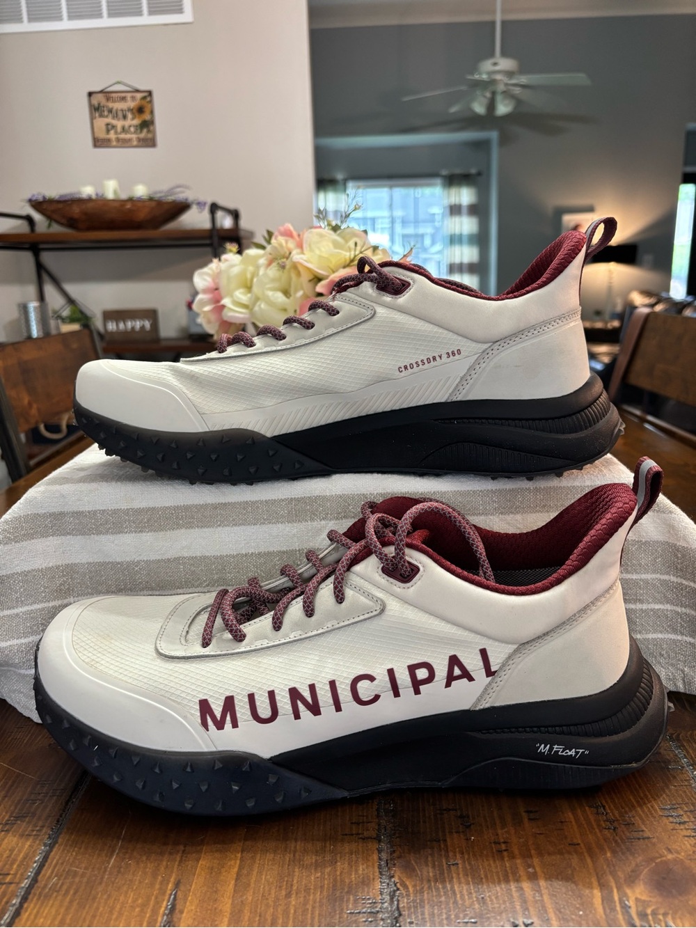 Golf shoes-Municipal brand